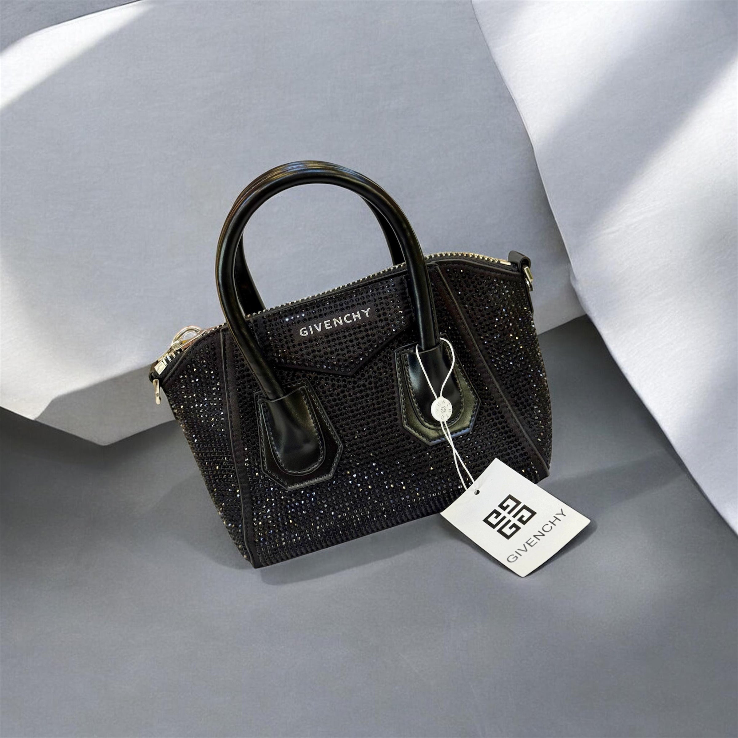 Givenchy Antigona Mini